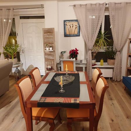Les Hirondelles, Appartement De Vacances Avec Terrasse Et Coin Grillades Granges Dış mekan fotoğraf