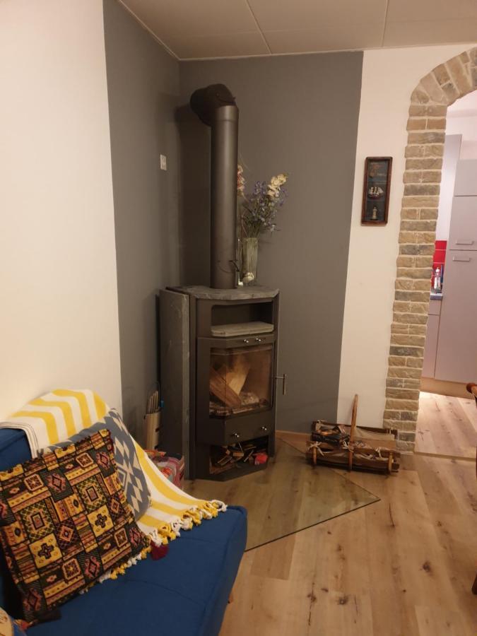 Les Hirondelles, Appartement De Vacances Avec Terrasse Et Coin Grillades Granges Dış mekan fotoğraf