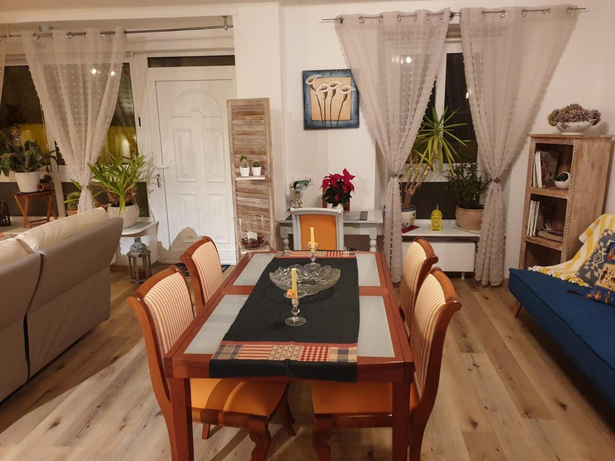 Les Hirondelles, Appartement De Vacances Avec Terrasse Et Coin Grillades Granges Dış mekan fotoğraf