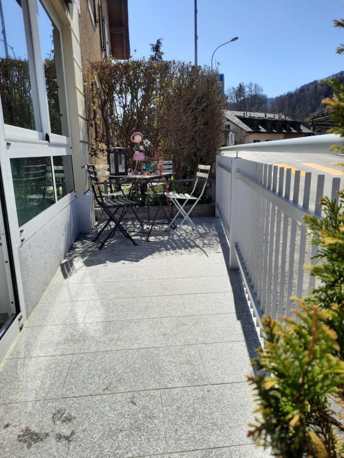 Les Hirondelles, Appartement De Vacances Avec Terrasse Et Coin Grillades Granges Dış mekan fotoğraf